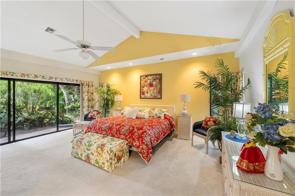 CASTAWAY COVE - Residential Lease