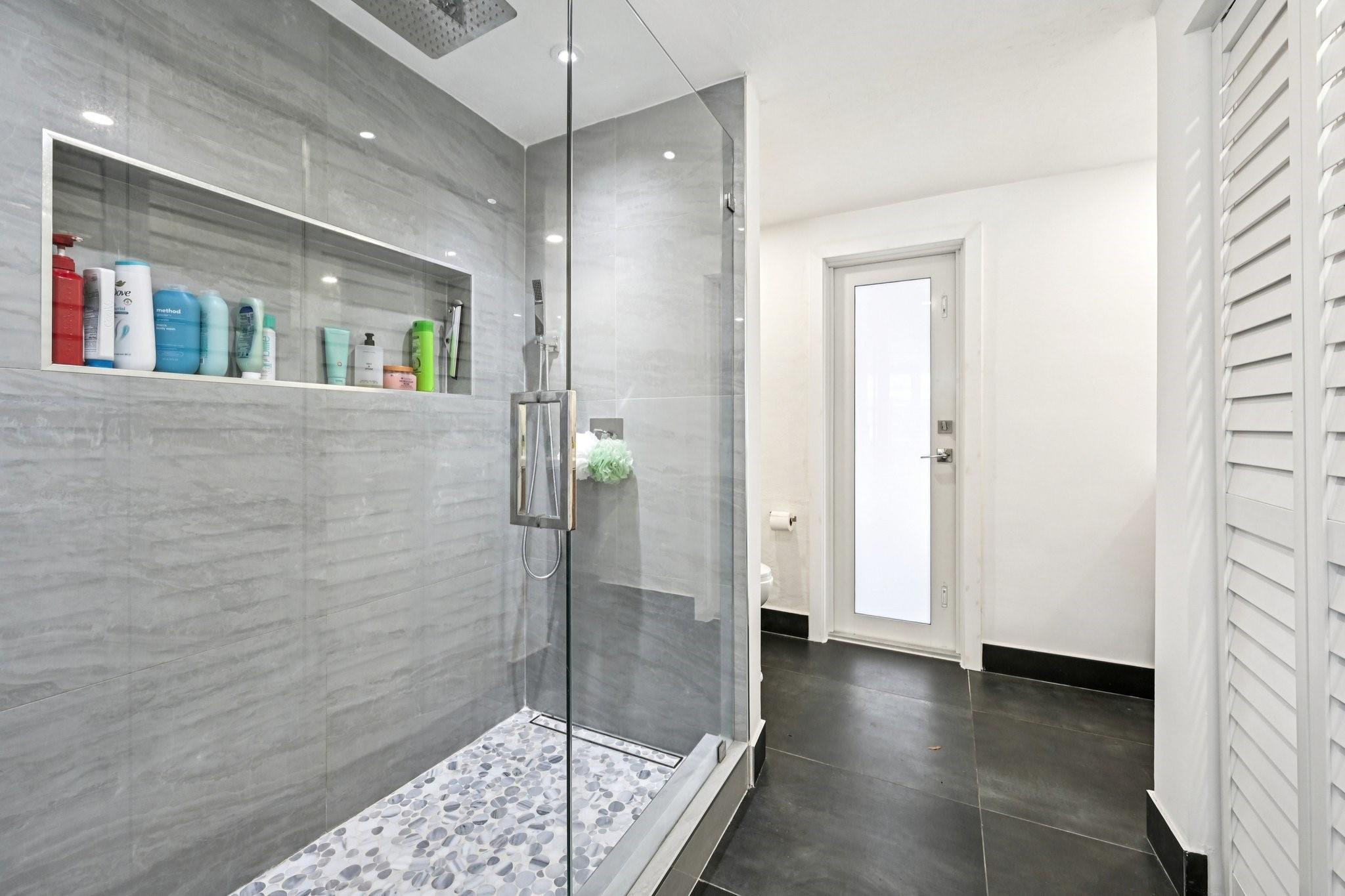 Devonshire 22-29 B - Residential