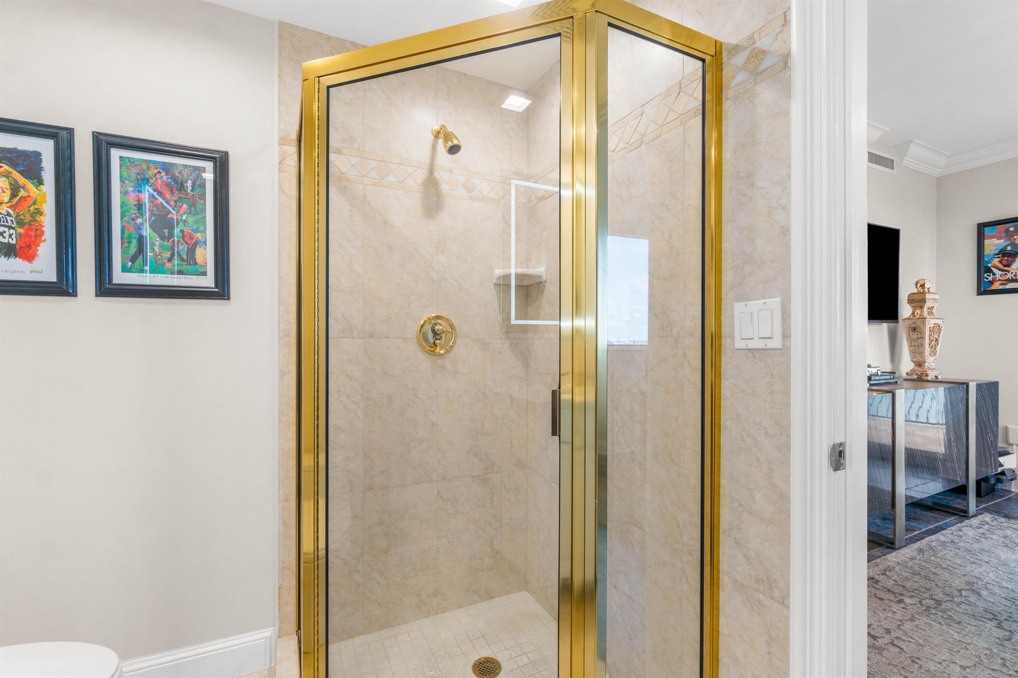 VIA DELFINO - Residential