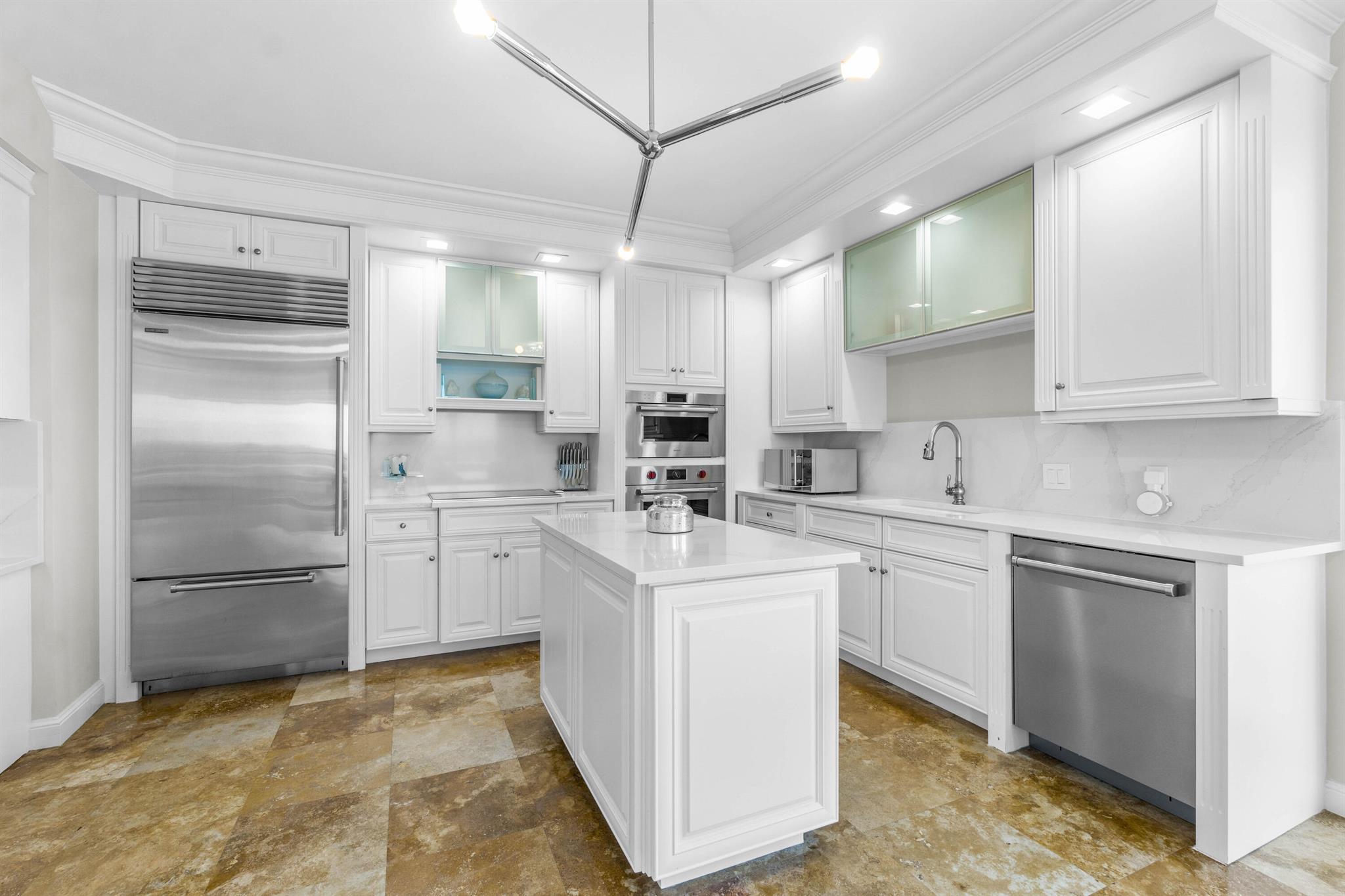 VIA DELFINO - Residential