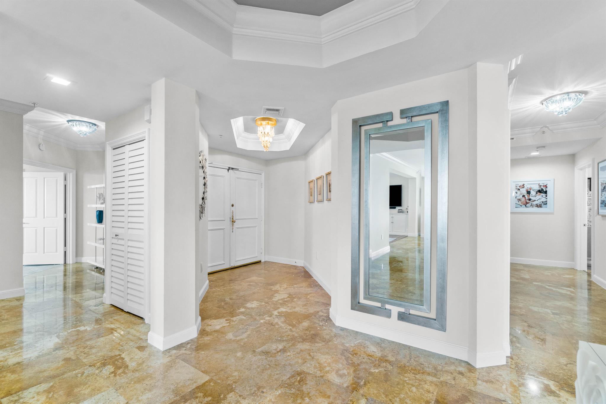 VIA DELFINO - Residential