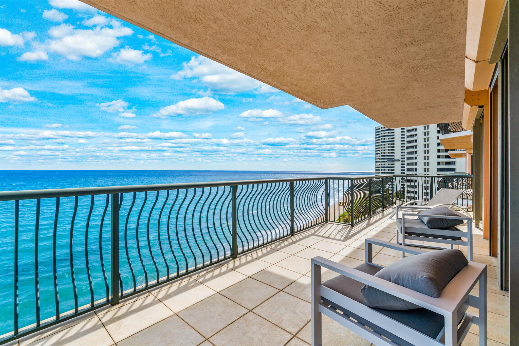 VIA DELFINO - Residential