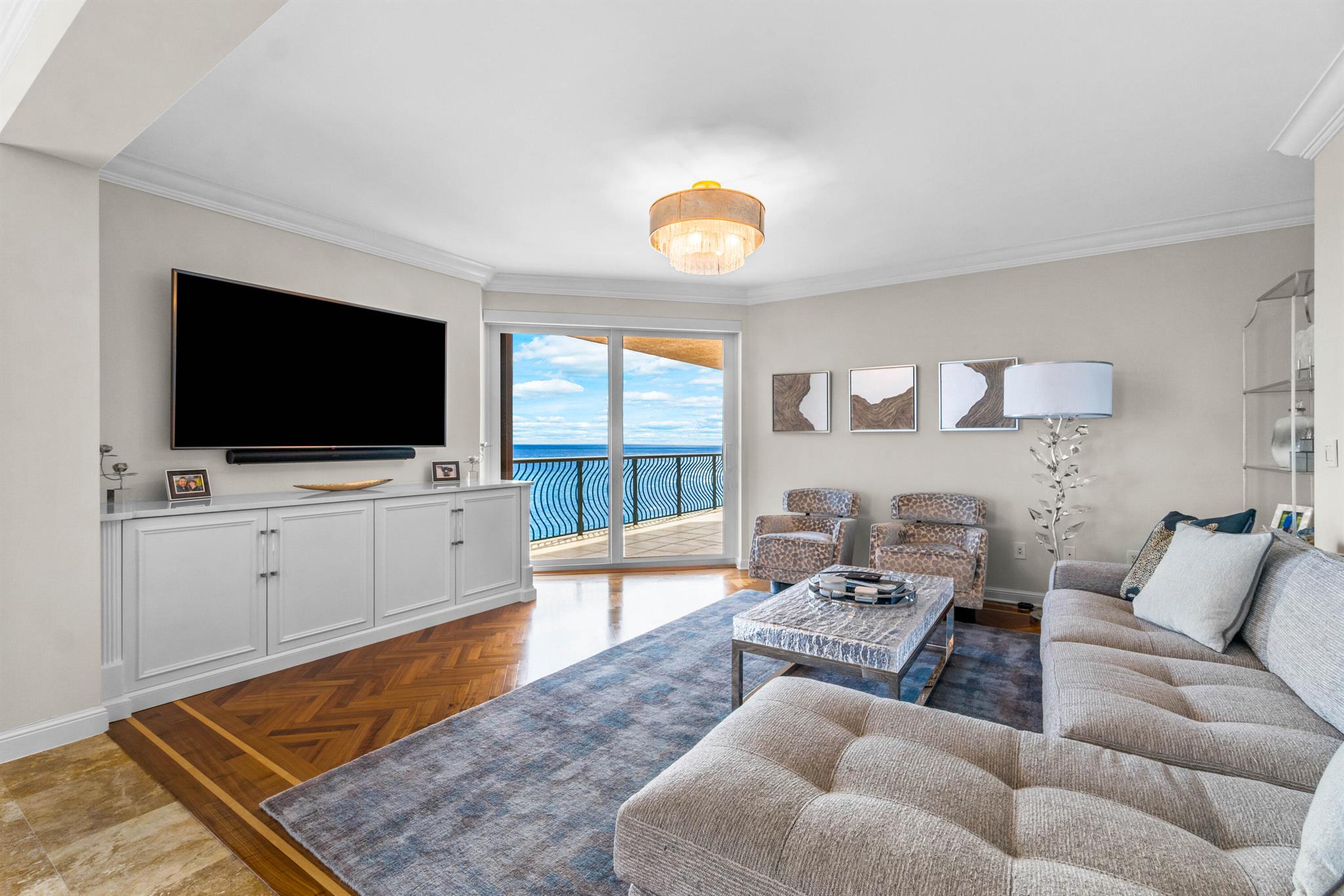 VIA DELFINO - Residential