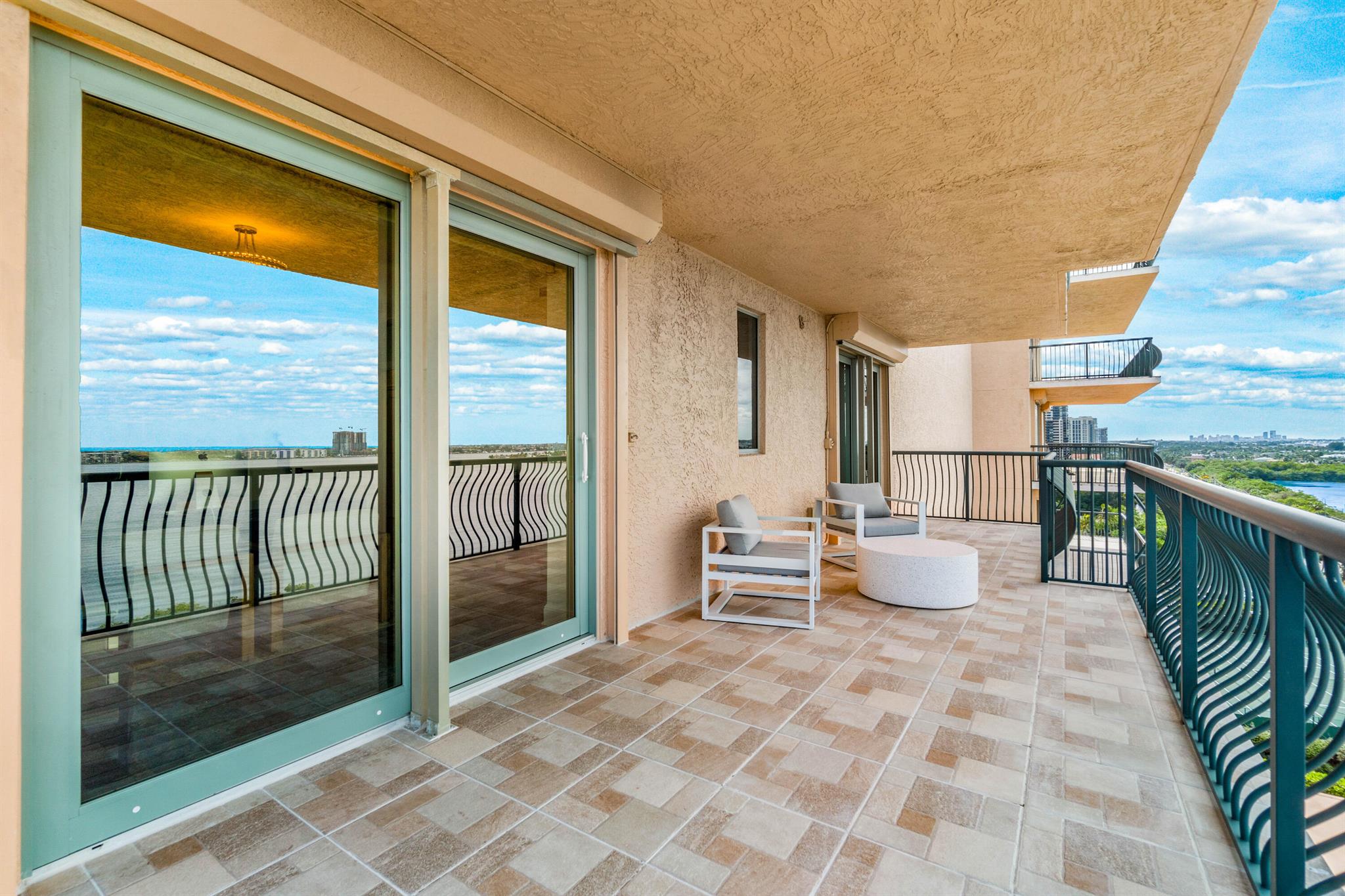 VIA DELFINO - Residential