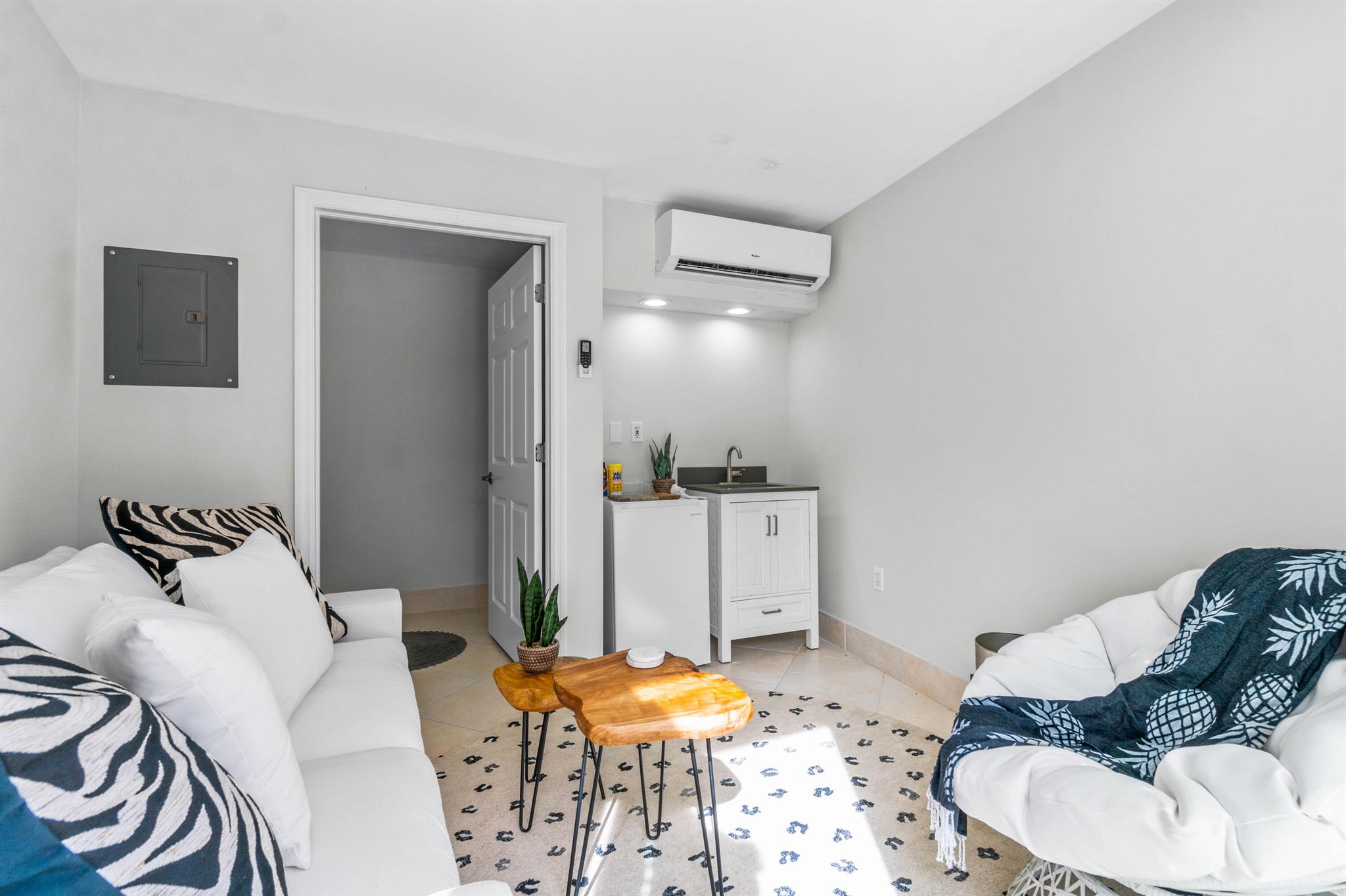 VIA DELFINO - Residential