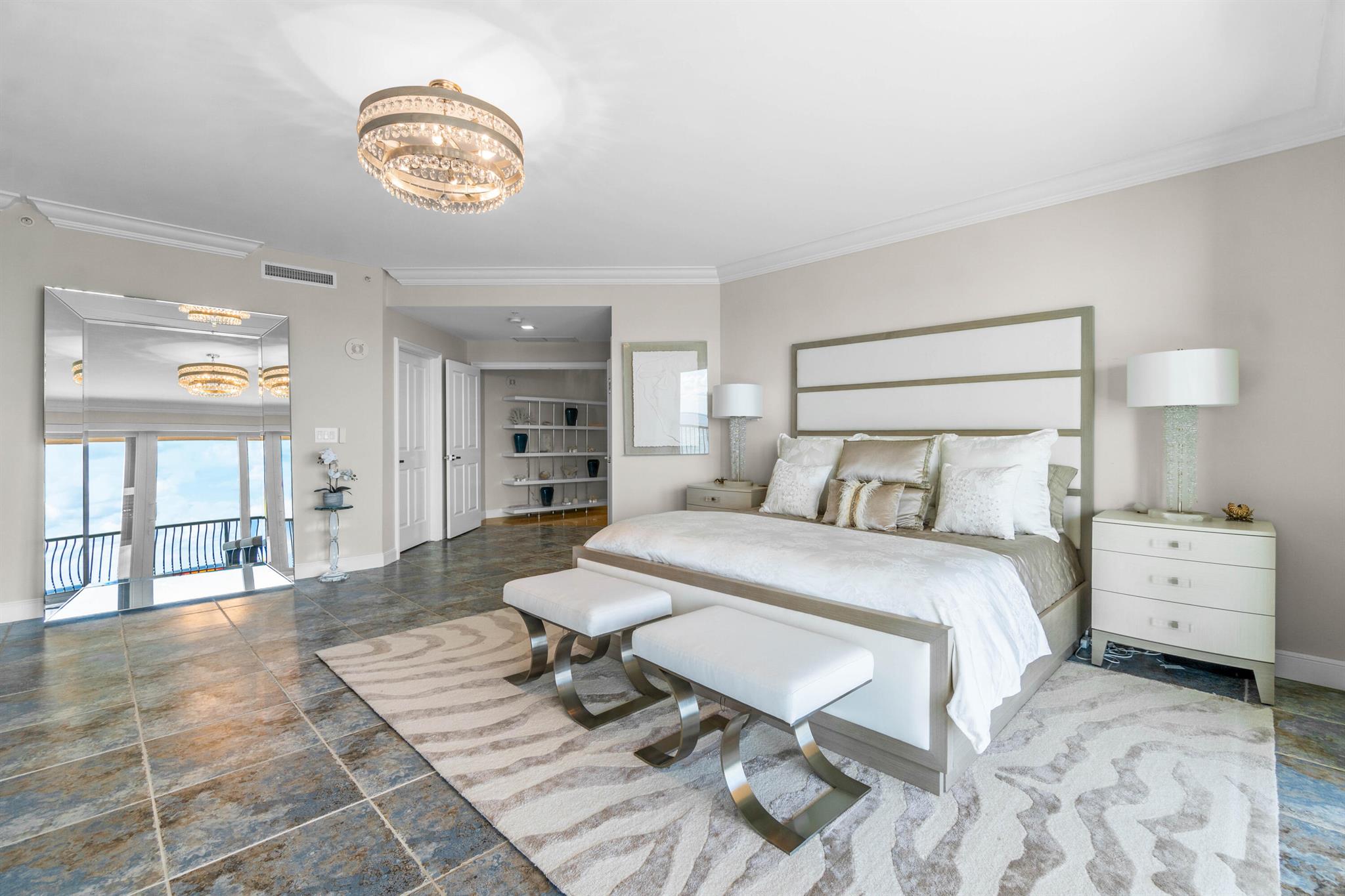 VIA DELFINO - Residential