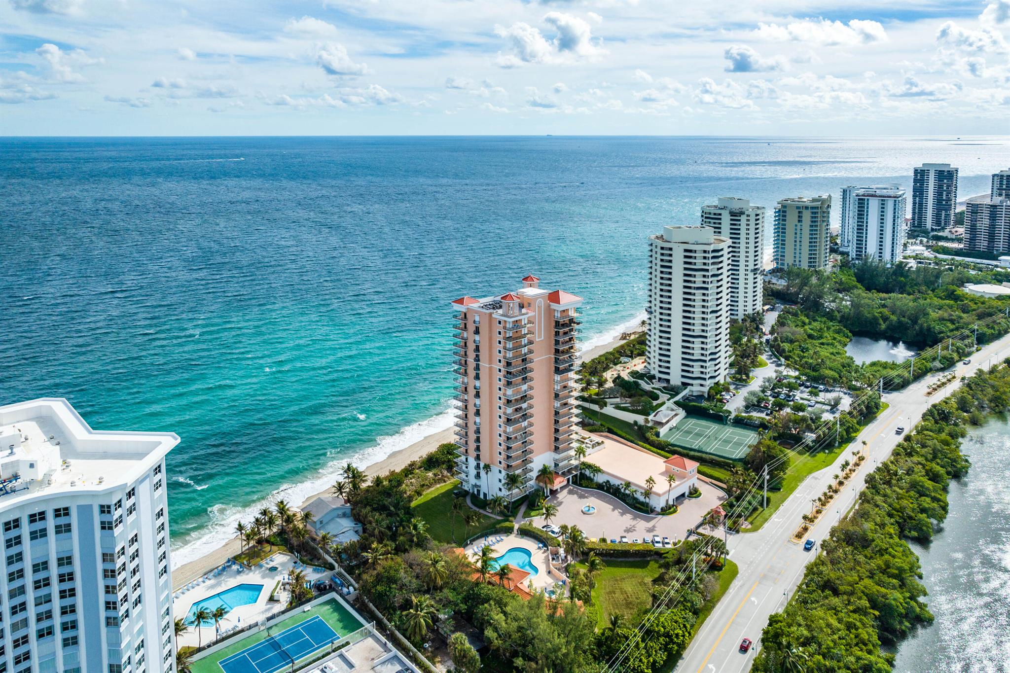 VIA DELFINO - Residential