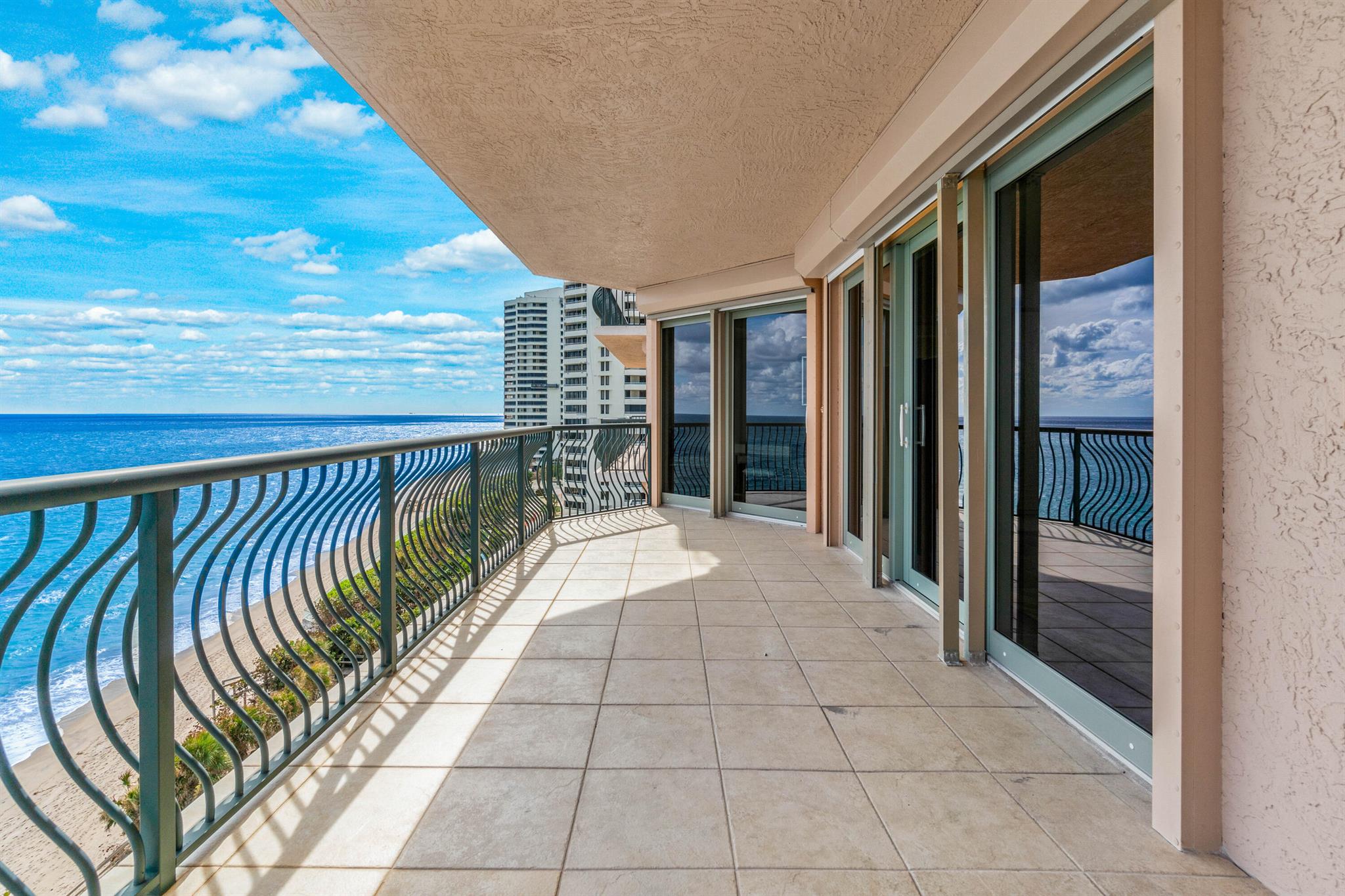 VIA DELFINO - Residential