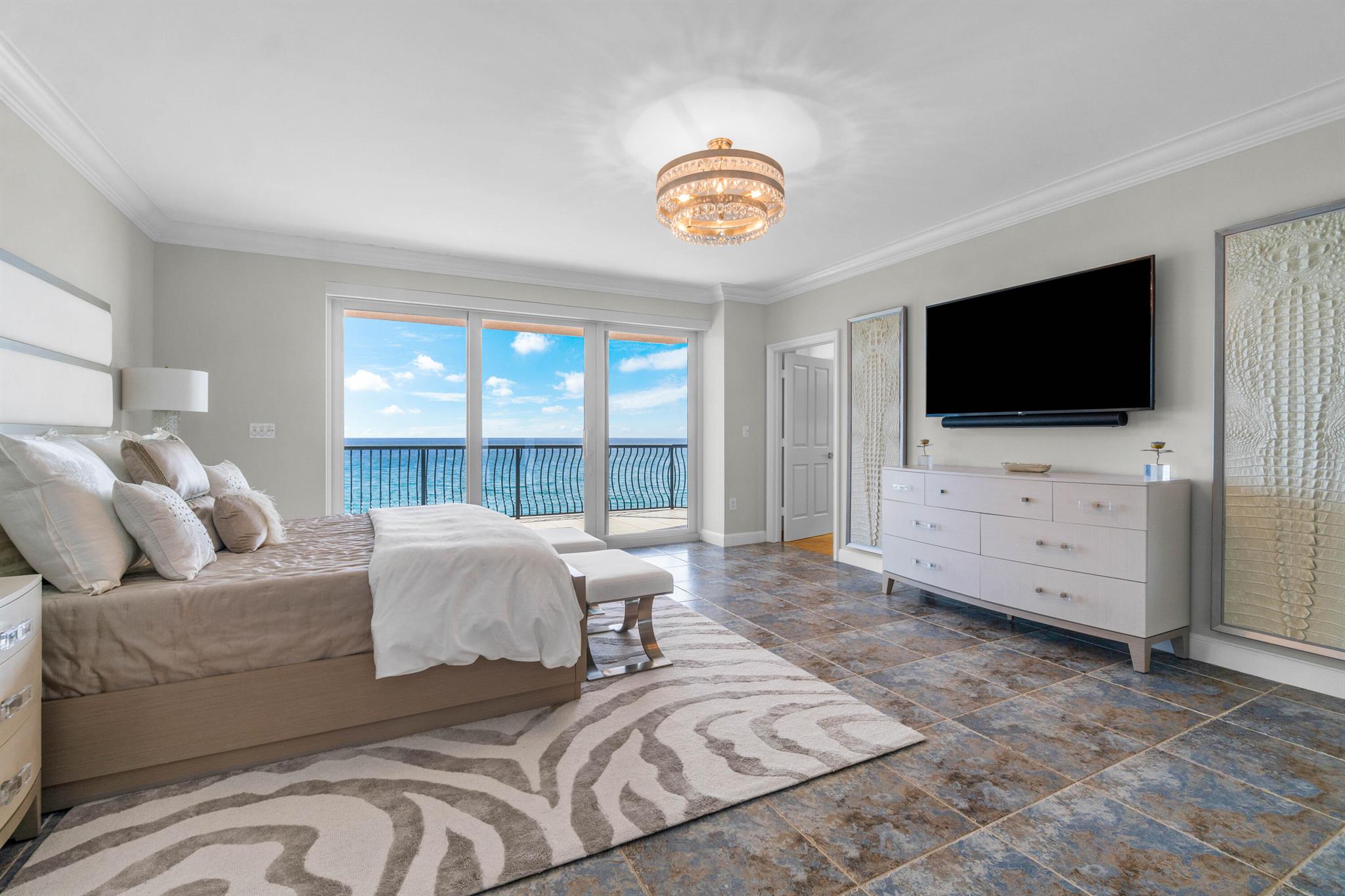 VIA DELFINO - Residential