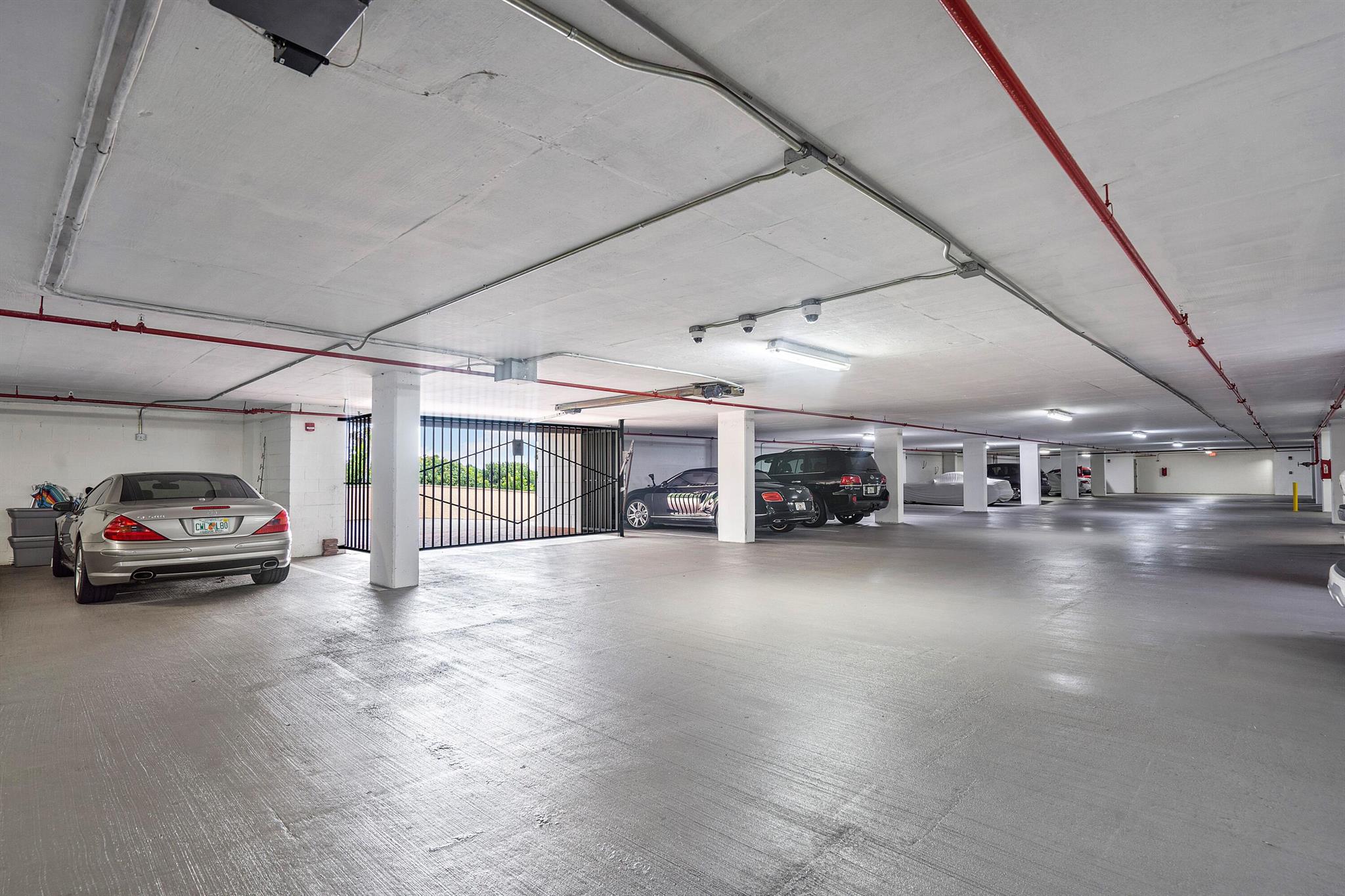 VIA DELFINO - Residential