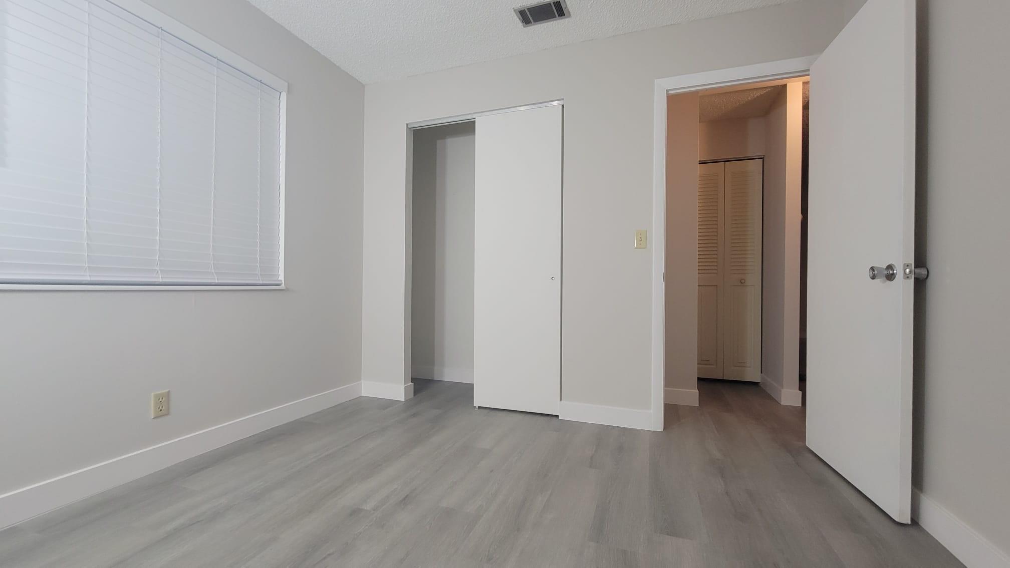 Palm Beach Villas II 2 - Residential