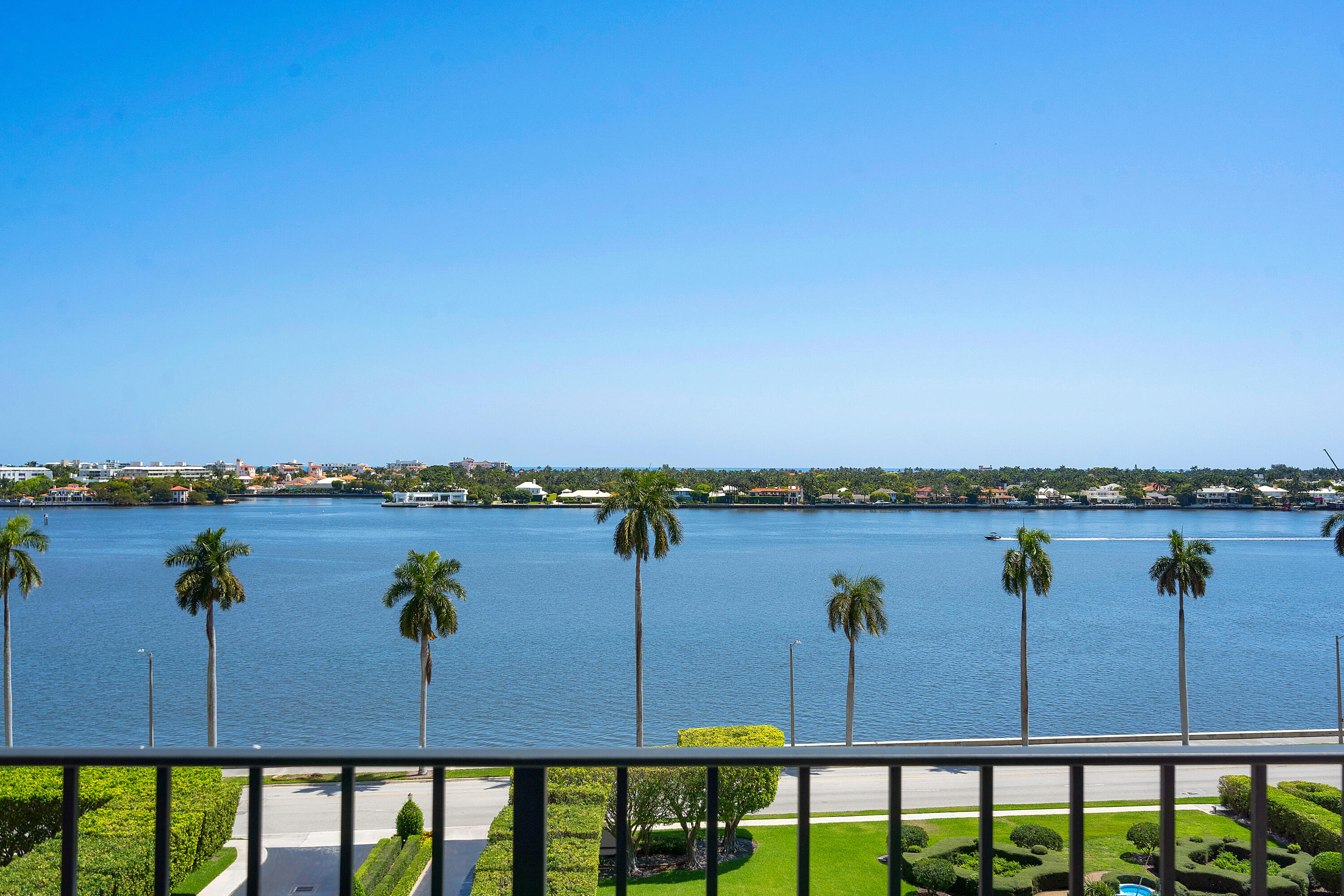 1701 S Flagler Drive 1806