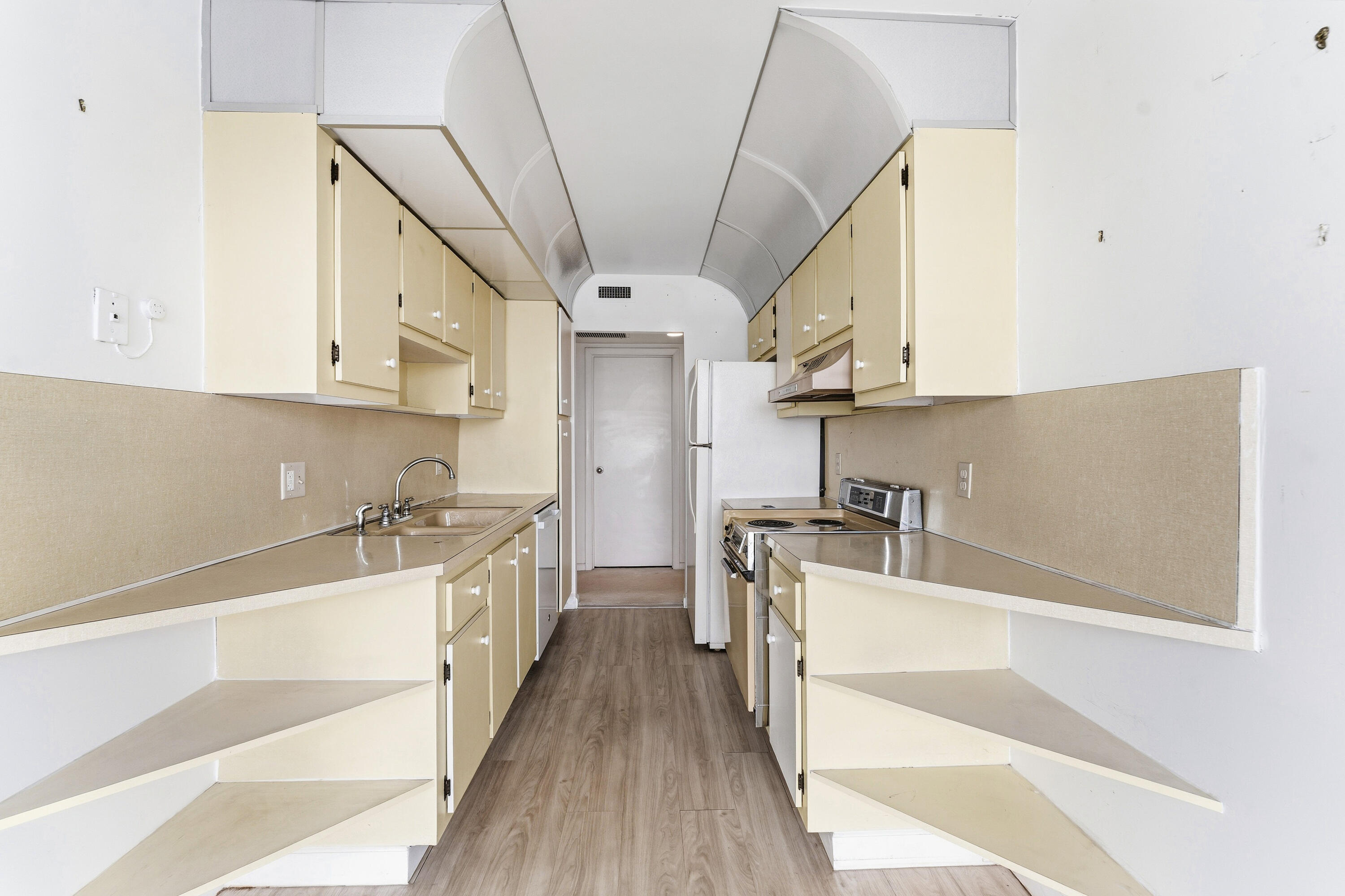 1701 S Flagler Drive 1806