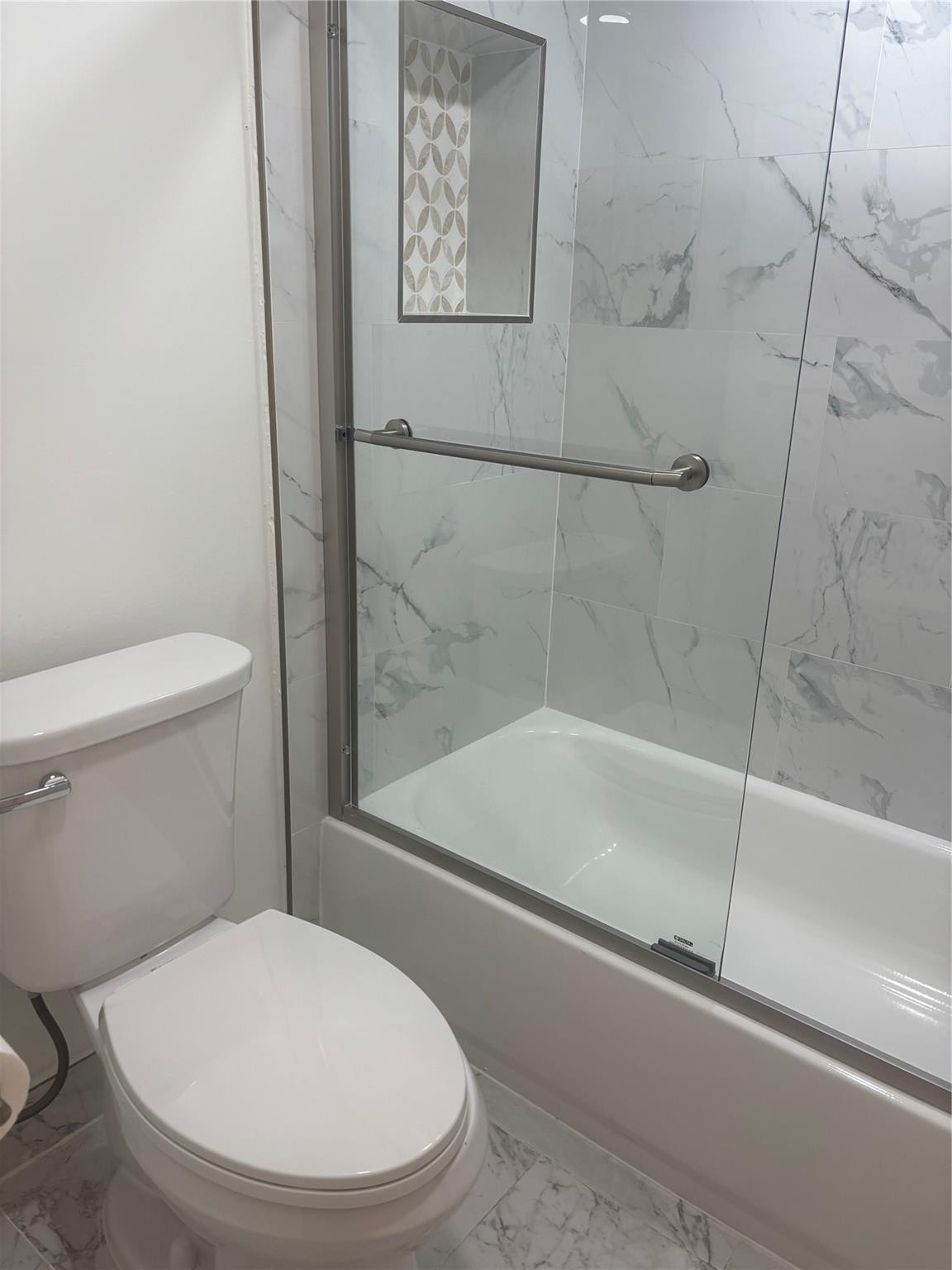 9081 Lime Bay Boulevard 211