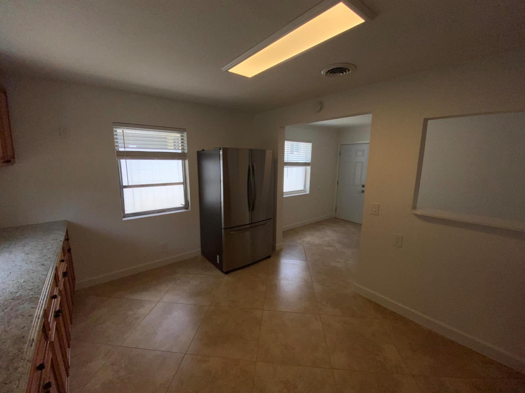 SIERRA HEIGHTS - Residential Lease