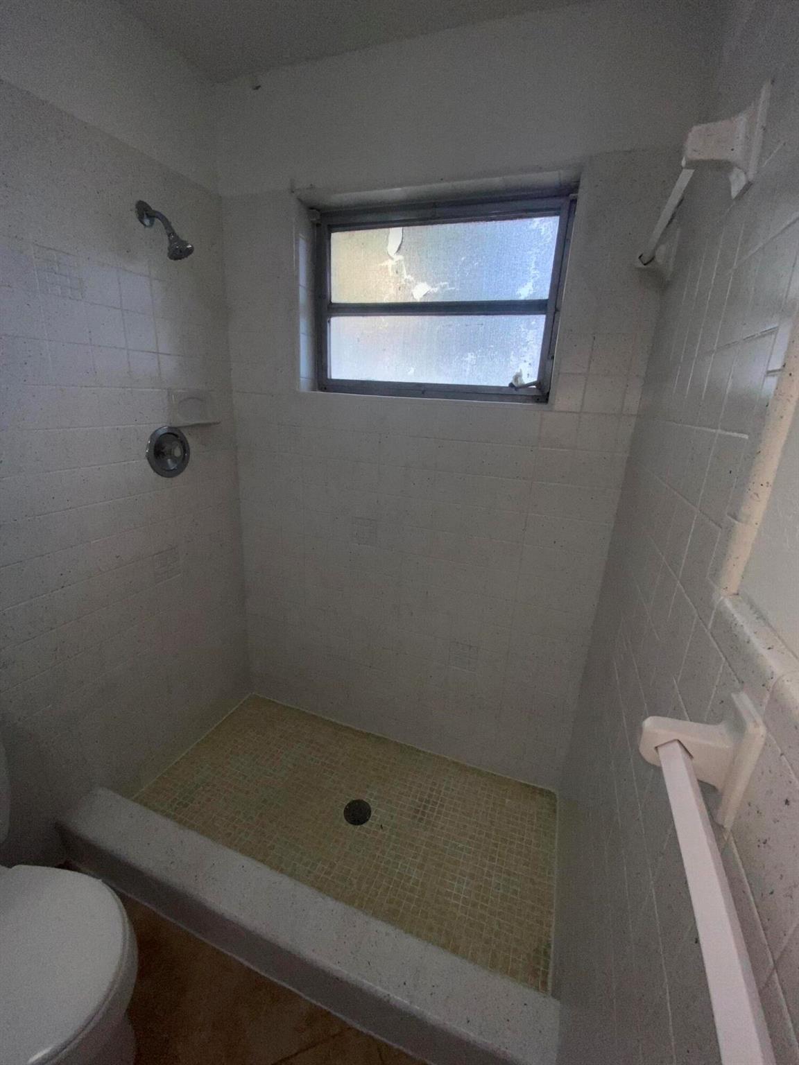 SIERRA HEIGHTS - Residential Lease