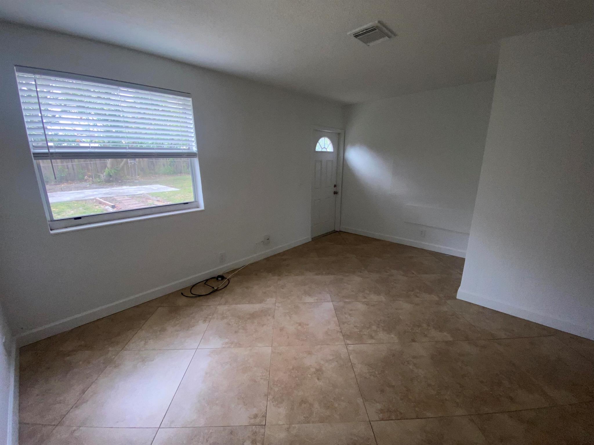 SIERRA HEIGHTS - Residential Lease