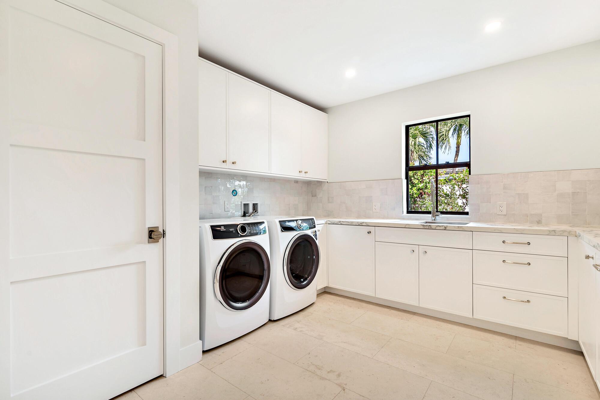 ELWA PLACE - Residential