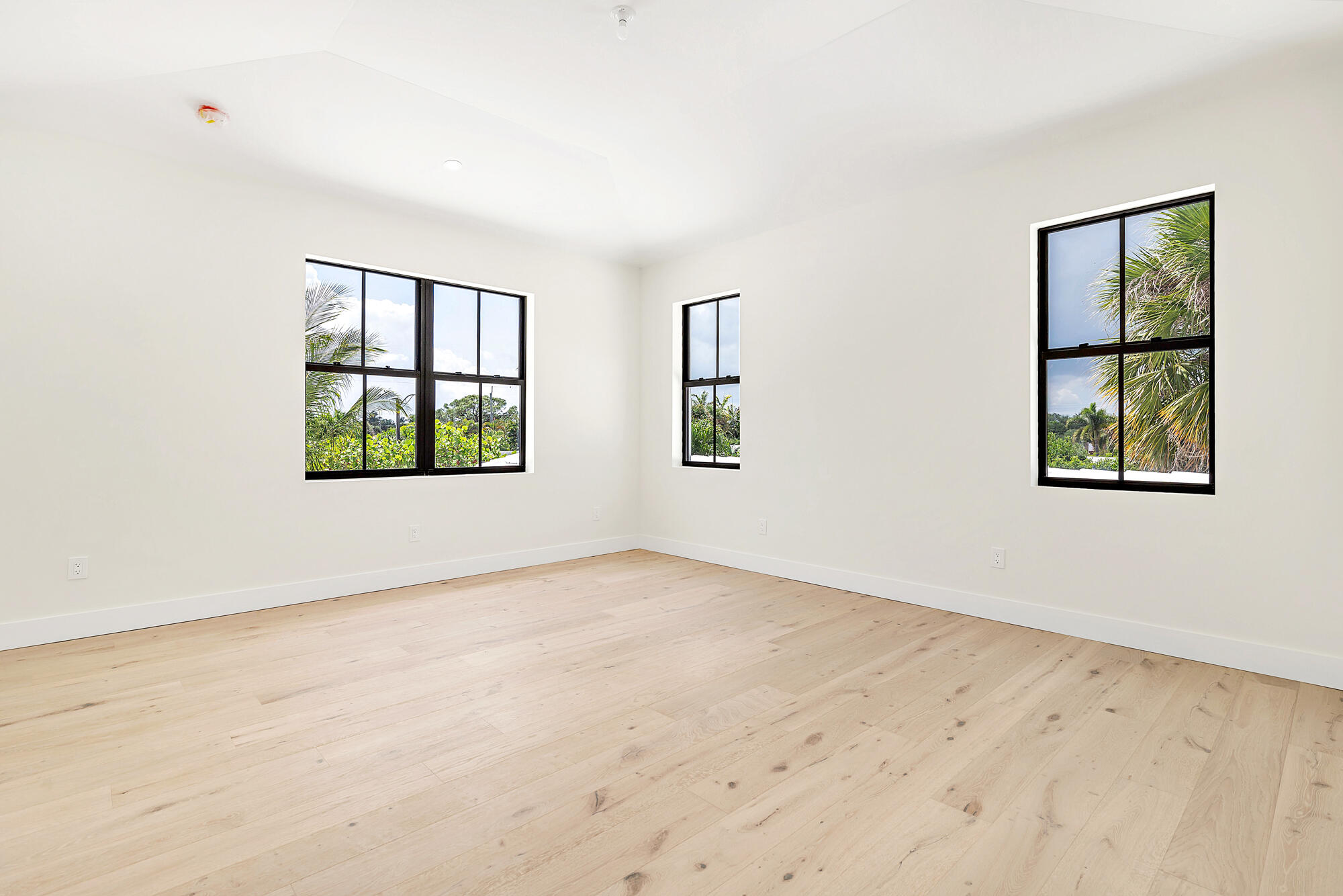 ELWA PLACE - Residential