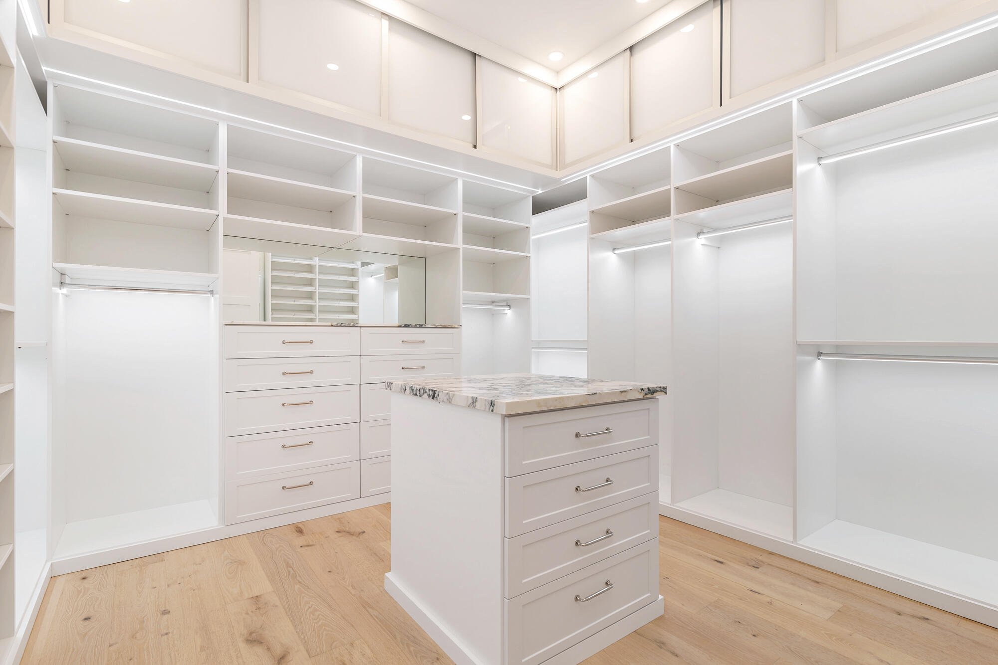 ELWA PLACE - Residential