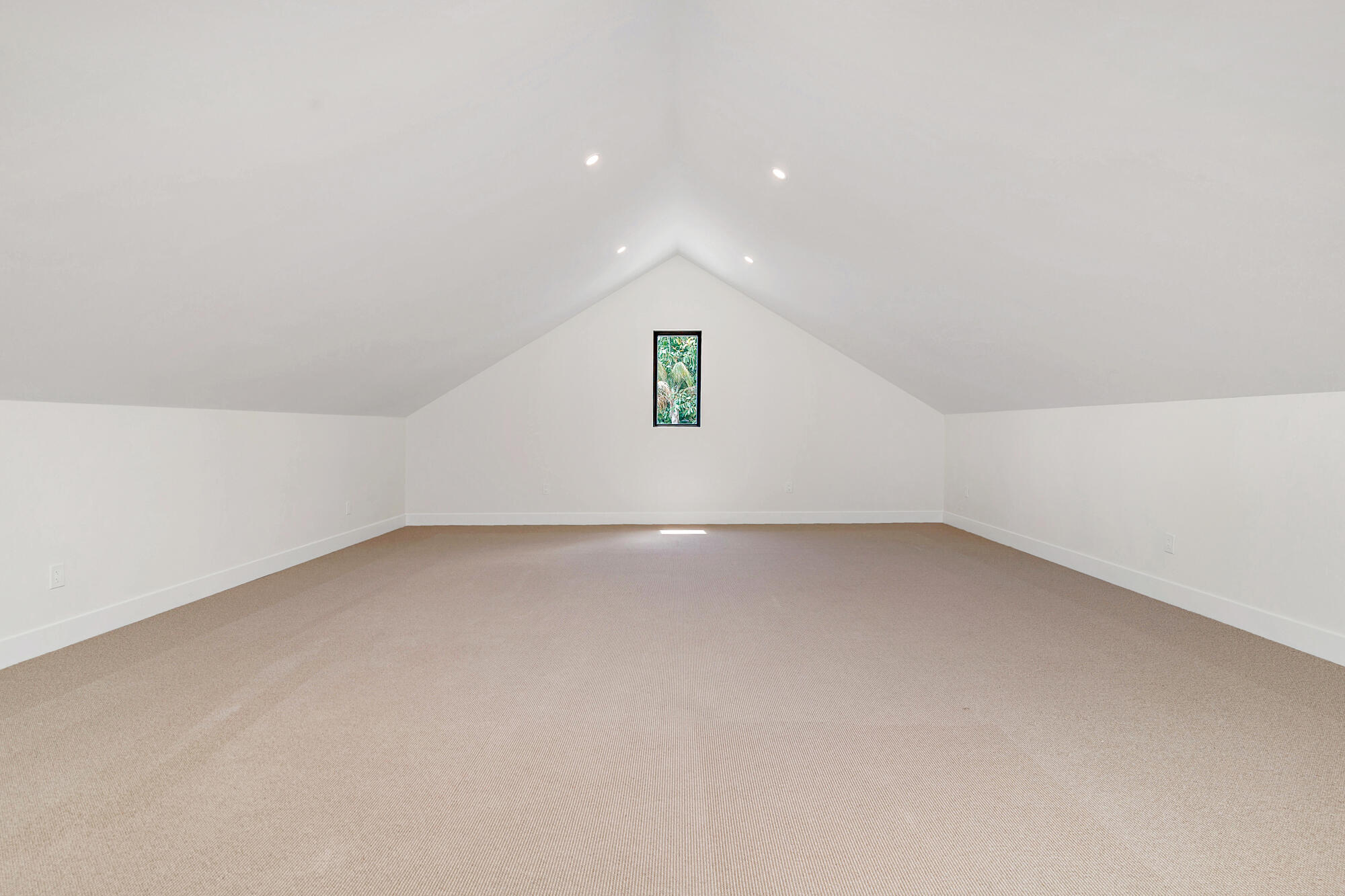 ELWA PLACE - Residential