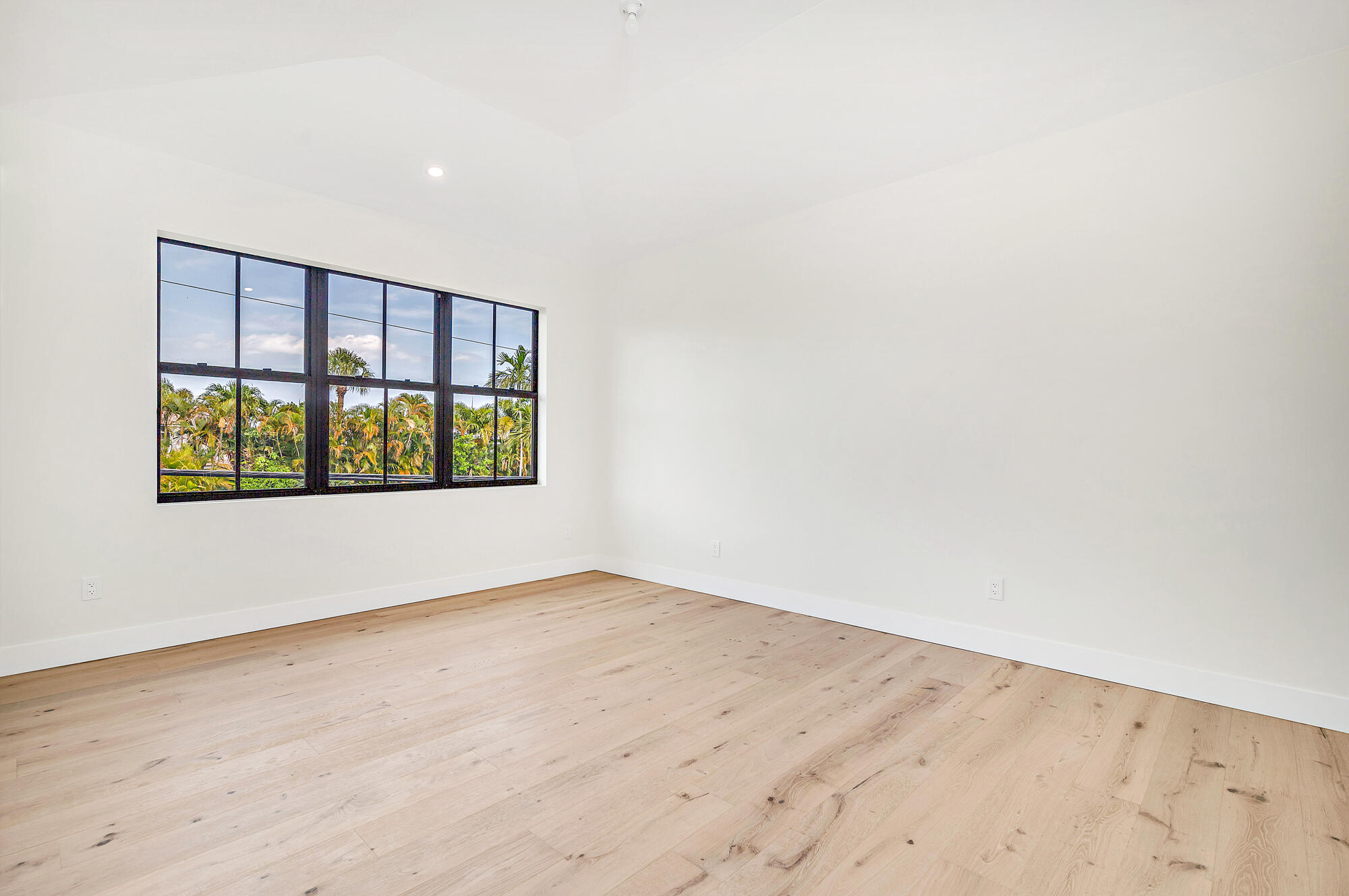 ELWA PLACE - Residential