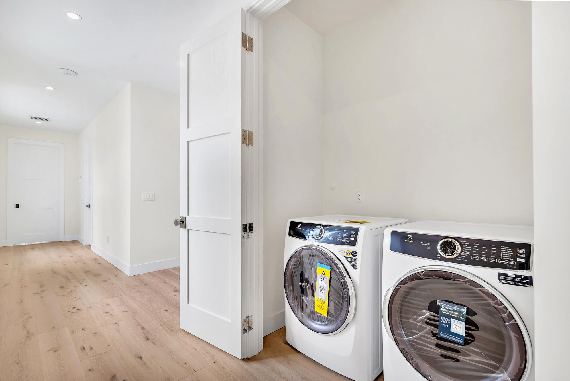 ELWA PLACE - Residential