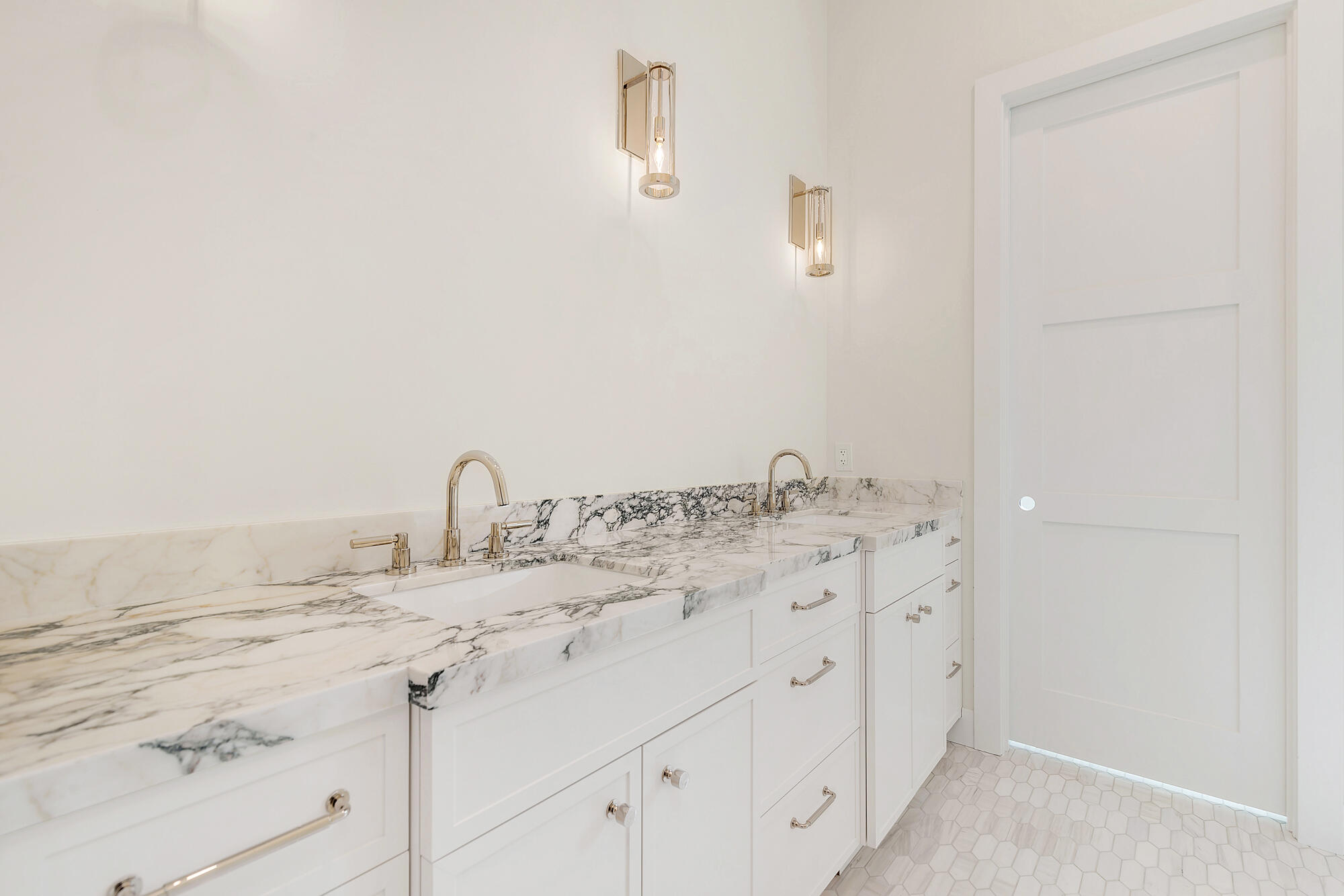 ELWA PLACE - Residential