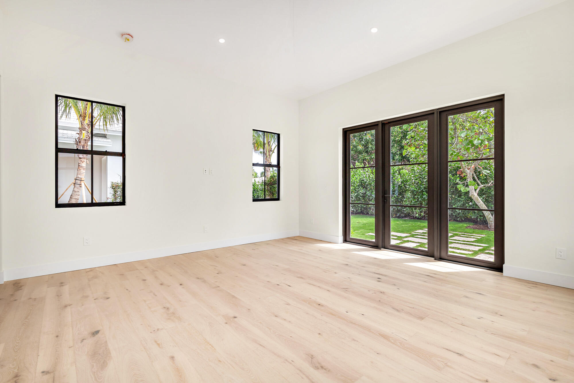 ELWA PLACE - Residential