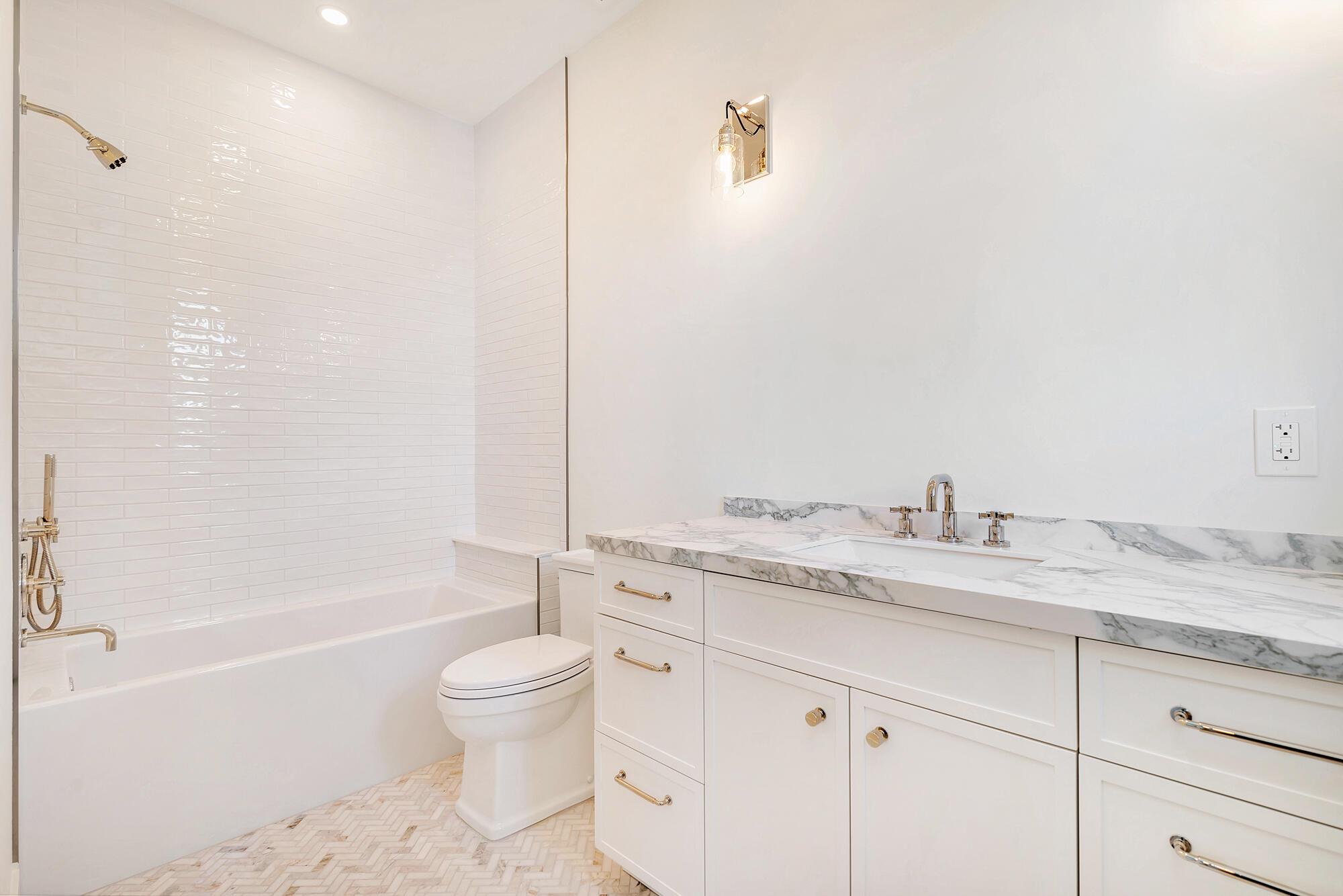 ELWA PLACE - Residential