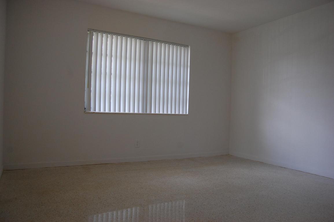 BOCA WOODS - Residential Lease