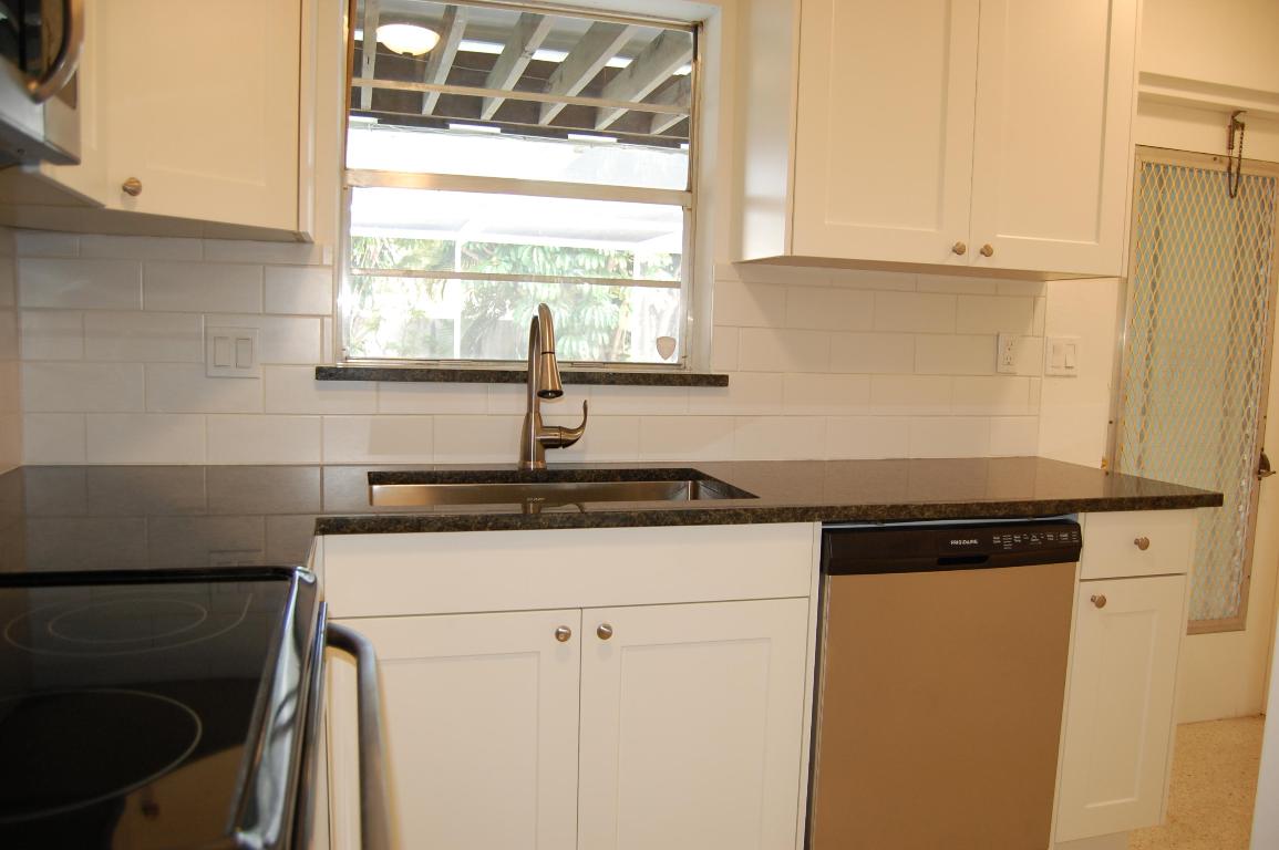 BOCA WOODS - Residential Lease