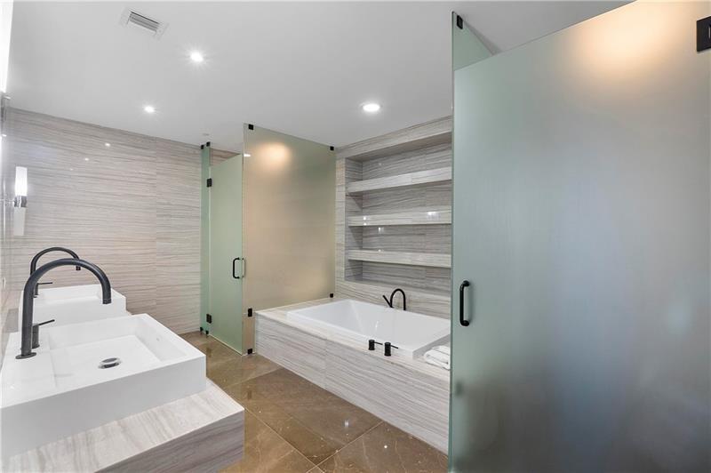 AUBERGE RESIDENCES - Residential Lease