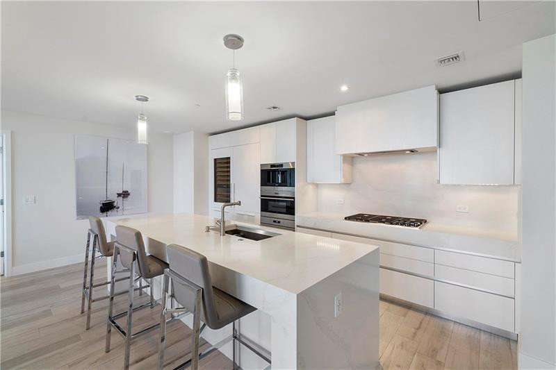 AUBERGE RESIDENCES - Residential Lease