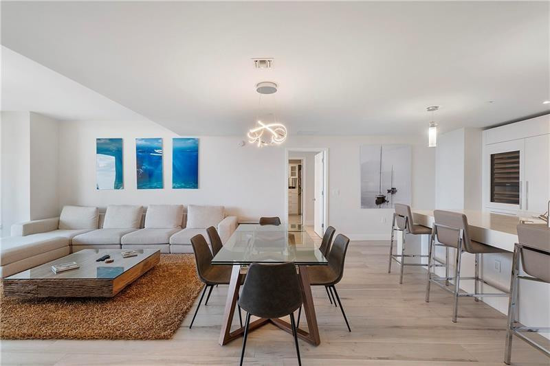 AUBERGE RESIDENCES - Residential Lease