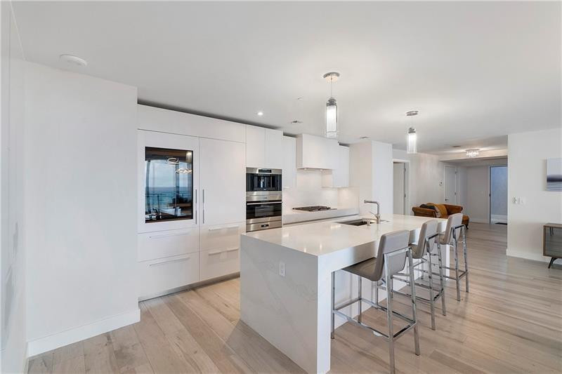 AUBERGE RESIDENCES - Residential Lease