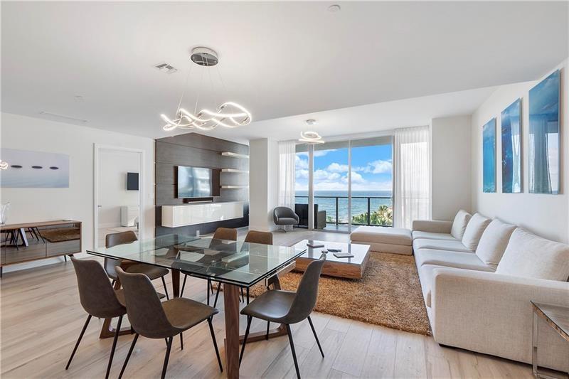 AUBERGE RESIDENCES - Residential Lease