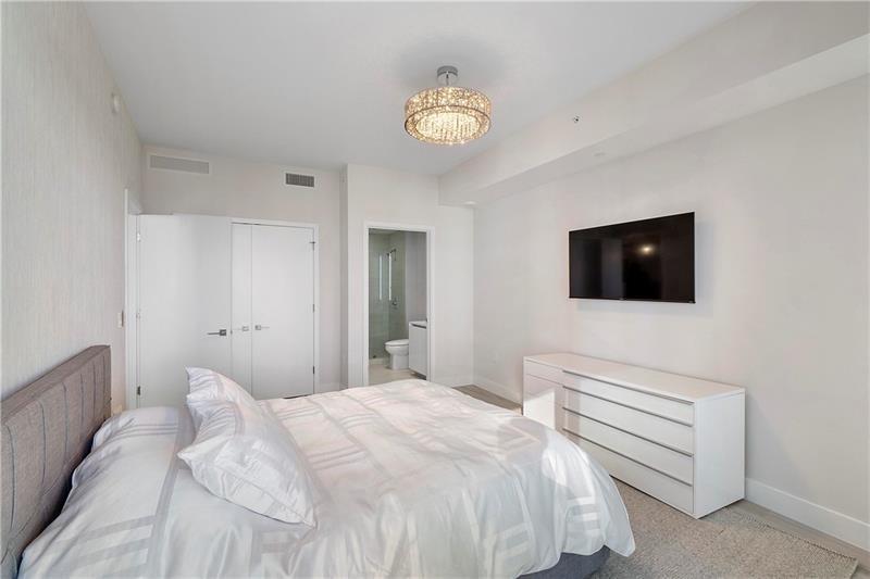 AUBERGE RESIDENCES - Residential Lease