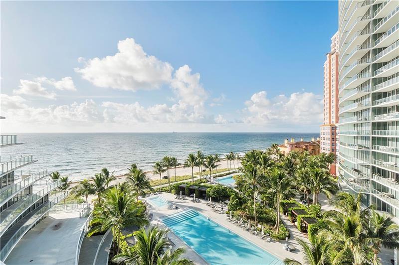 AUBERGE RESIDENCES - Residential Lease