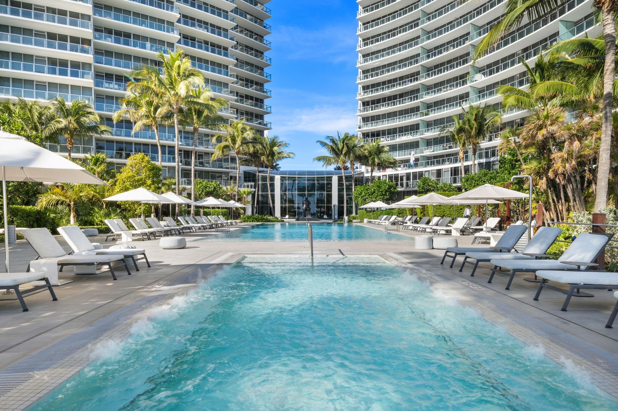 AUBERGE RESIDENCES - Residential Lease