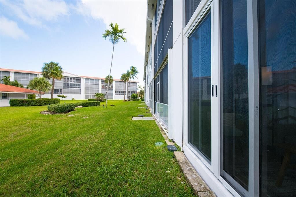 Photo of 101 NE 19th Avenue #126, Deerfield Beach, FL 33441 (MLS # F10548347)