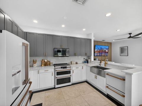 Tiny photo for 6017 Newport Village Way, Lake Worth, FL 33463 (MLS # B26015163)