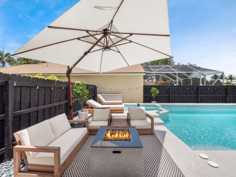 Tiny photo for 6017 Newport Village Way, Lake Worth, FL 33463 (MLS # B26015163)