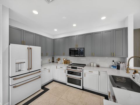 Tiny photo for 6017 Newport Village Way, Lake Worth, FL 33463 (MLS # B26015163)