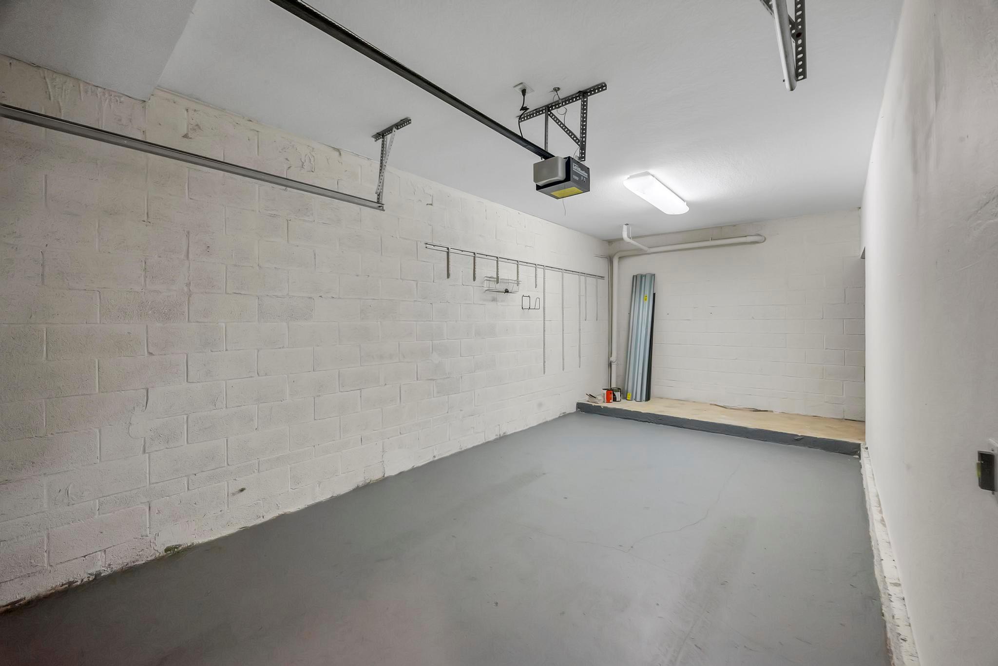 THE ESTATES AT STUART CON - Residential Lease