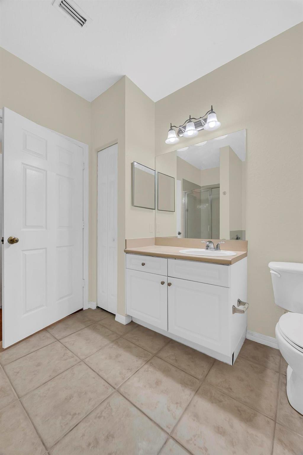 THE ESTATES AT STUART CON - Residential Lease