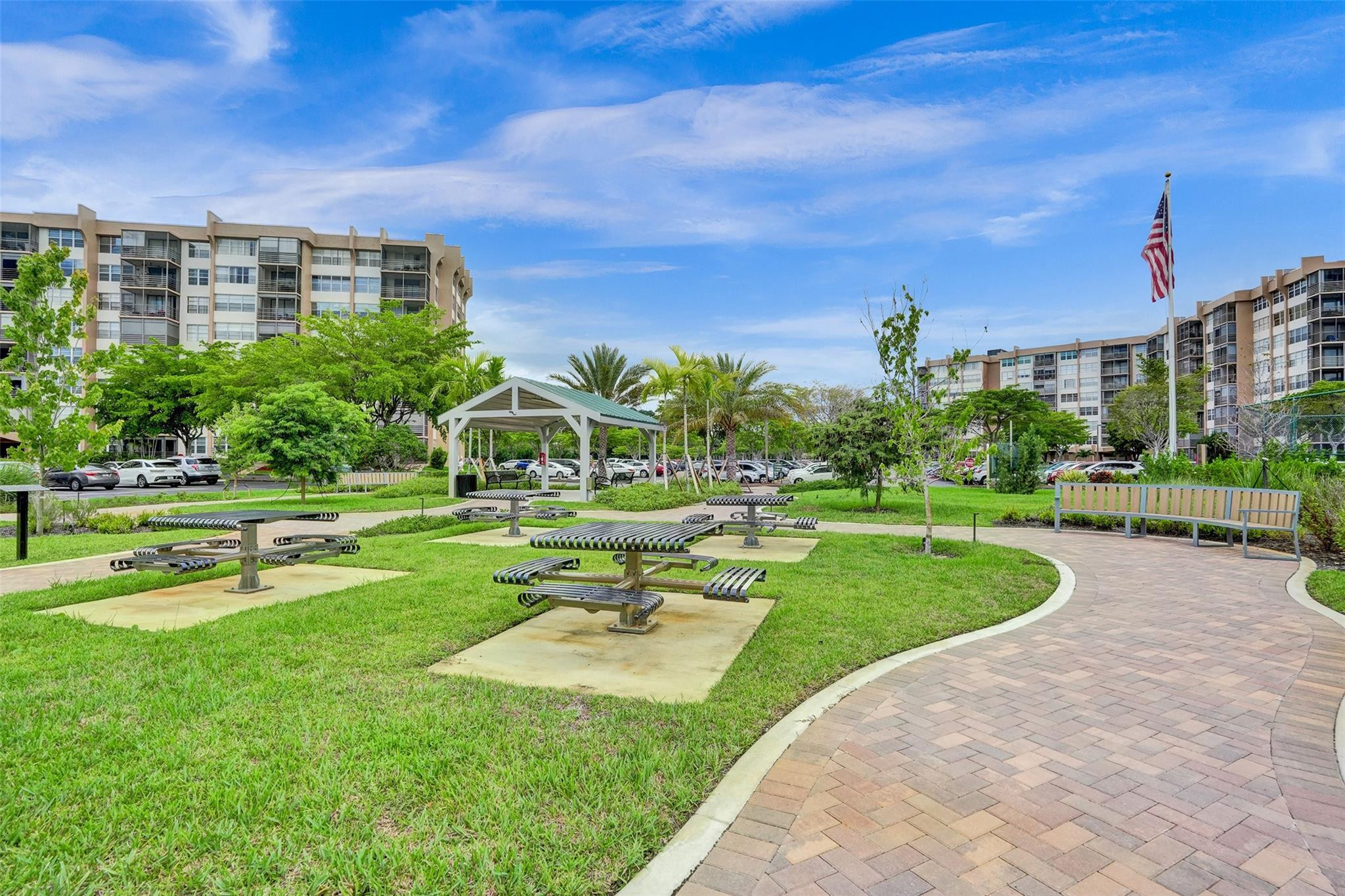 PARK PLACE - Residential