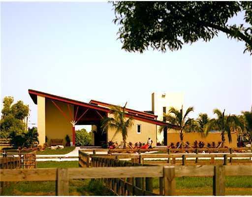 PALM BEACH POINT EAST - Residential