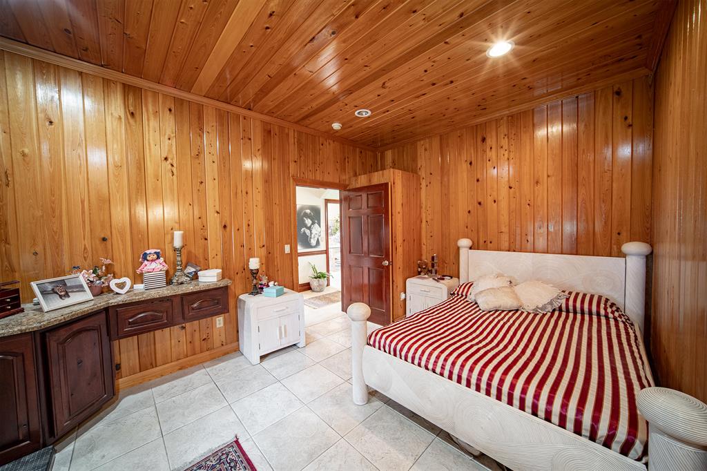 PALM BEACH POINT EAST - Residential