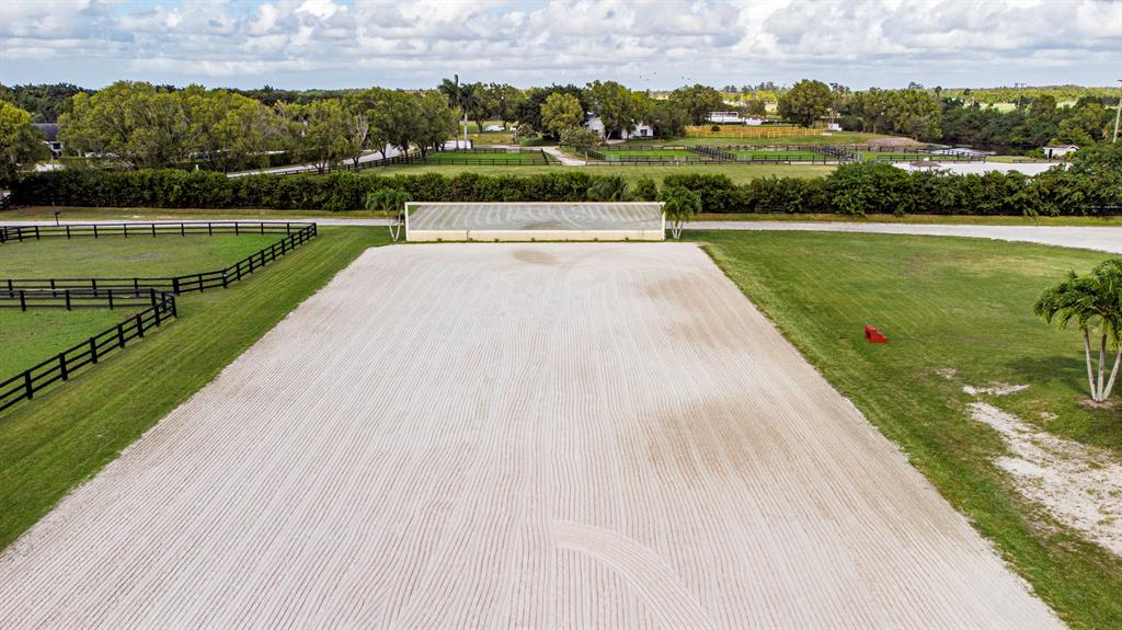 PALM BEACH POINT EAST - Residential